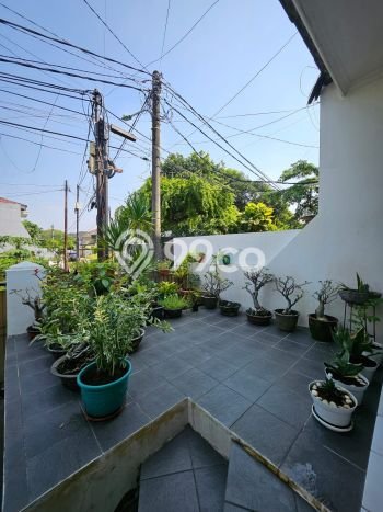 Rumah Sewa Jakarta Barat LT 120m2 LB 173m2 Kawasan Puri Indah Rumah Sewa Jakarta Barat LT 120m2 LB 173m2 Kawasan Puri Indah