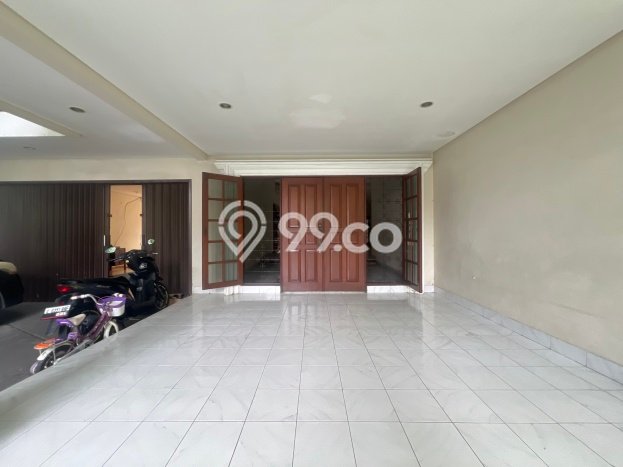 Hot Offer Hunian Premium Ideal dan Luas di Menteng, Jakarta Pusat Hot Offer Hunian Premium Ideal dan Luas di Menteng, Jakarta Pusat