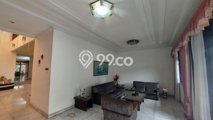 Siap Huni Hunian Elit 6 Kamar di Menteng Dekat ke Mana Pun Siap Huni Hunian Elit 6 Kamar di Menteng Dekat ke Mana Pun