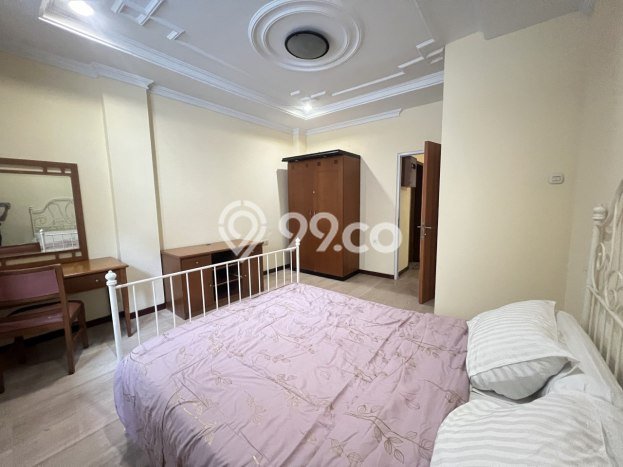 UNIT LANGKA! Rumah di Menteng, 4 KM, View Indah, LT 150m2m² Bangunan 400m2m² UNIT LANGKA! Rumah di Menteng, 4 KM, View Indah, LT 150m2m² Bangunan 400m2m²