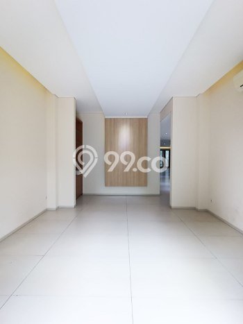 Rumah di Menteng, 4 KT, Akses Universitas, Luas 458m2m² Bangunan 580m2m² Rumah di Menteng, 4 KT, Akses Universitas, Luas 458m2m² Bangunan 580m2m²