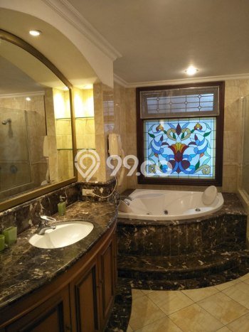 Rumah kawasan Menteng, Dekat Mall, LT 850m² Rumah kawasan Menteng, Dekat Mall, LT 850m²