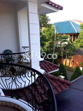 Ready to Use! Premium House LT 250m2 Desain Elegan di Pondok Indah Ready to Use! Premium House LT 250m2 Desain Elegan di Pondok Indah
