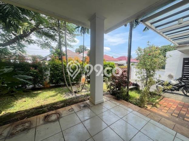 Rumah area Menteng, 4 KM, Akses Mudah Fasilitas Umum, LT 550m2m² Bangunan 400m2m² Rumah area Menteng, 4 KM, Akses Mudah Fasilitas Umum, LT 550m2m² Bangunan 400m2m²
