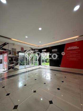 Rumah di Menteng, 0 KM, Area Nyaman Rumah di Menteng, 0 KM, Area Nyaman
