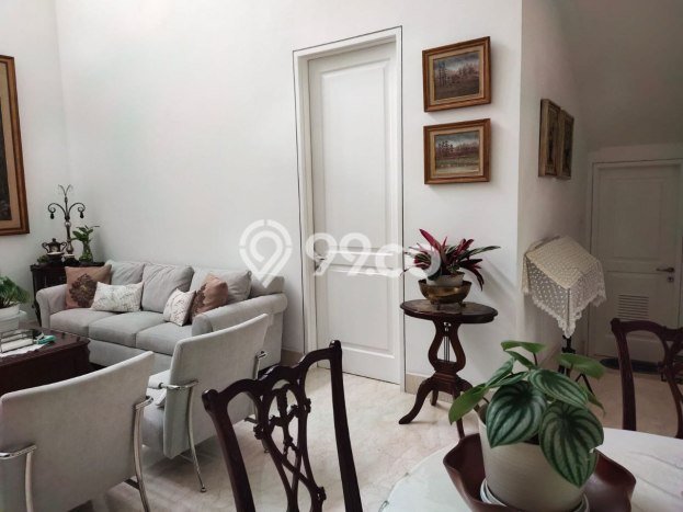 Siap Huni Hunian Elit 4 Kamar di Menteng Dekat ke Mana Saja Siap Huni Hunian Elit 4 Kamar di Menteng Dekat ke Mana Saja