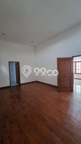 HOT DEAL! Rumah di Menteng, 3 KM, Lingkungan Strategis, Luas 500m2m² Bangunan 300m2m² HOT DEAL! Rumah di Menteng, 3 KM, Lingkungan Strategis, Luas 500m2m² Bangunan 300m2m²