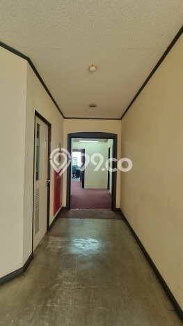 AREA KOMERSIAL! Kantor di Menteng, Luas 2351m2m², Akses Raya AREA KOMERSIAL! Kantor di Menteng, Luas 2351m2m², Akses Raya