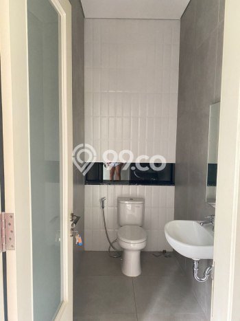 Hunian Mewah Siap Huni LT 370m2 di Kebayoran Baru, Jakarta Selatan Hunian Mewah Siap Huni LT 370m2 di Kebayoran Baru, Jakarta Selatan