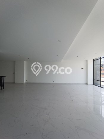 Ruko Area Bisnis di Menteng, Luas 180m2m², Disewakan, Ready Digunakan Ruko Area Bisnis di Menteng, Luas 180m2m², Disewakan, Ready Digunakan