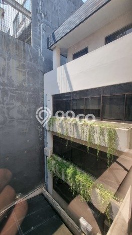 AREA KOMERSIAL! Kantor di Menteng, Luas 2351m2m², Akses Raya AREA KOMERSIAL! Kantor di Menteng, Luas 2351m2m², Akses Raya