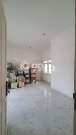 Hunian Eksklusif Siap Huni LT 860m2 di Menteng, Jakarta Pusat Hunian Eksklusif Siap Huni LT 860m2 di Menteng, Jakarta Pusat