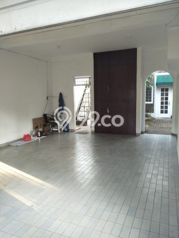 Rumah kawasan Menteng, Dekat Mall, LT 850m² Rumah kawasan Menteng, Dekat Mall, LT 850m²
