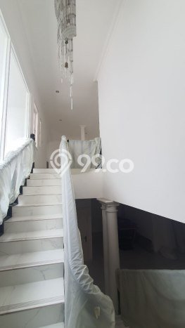 Hunian Eksklusif Siap Huni LT 860m2 di Menteng, Jakarta Pusat Hunian Eksklusif Siap Huni LT 860m2 di Menteng, Jakarta Pusat