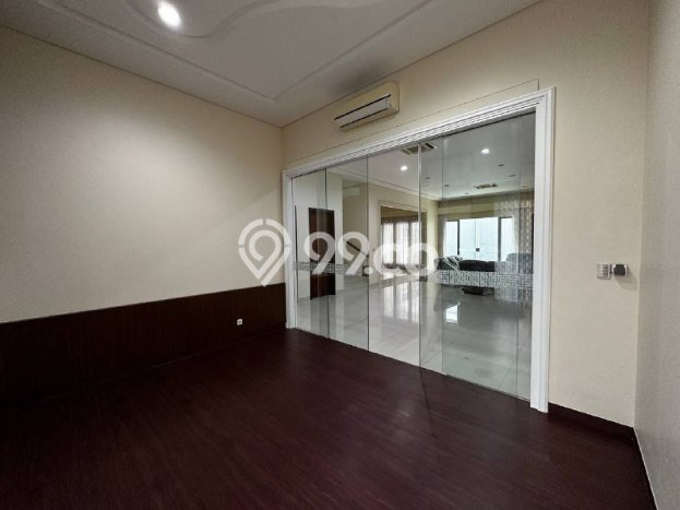 LIMITED UNIT! Rumah area Menteng, 7 KT, LT 454m2m² Bangunan 800m2m² LIMITED UNIT! Rumah area Menteng, 7 KT, LT 454m2m² Bangunan 800m2m²