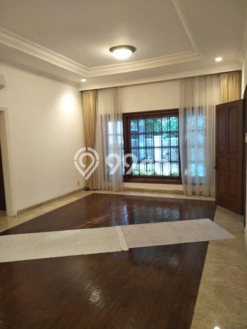 Rumah kawasan Menteng, Dekat Mall, LT 850m² Rumah kawasan Menteng, Dekat Mall, LT 850m²