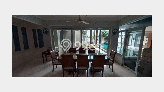 Best Deal Hunian Mewah Ideal dan Luas di Menteng, Jakarta Pusat Best Deal Hunian Mewah Ideal dan Luas di Menteng, Jakarta Pusat