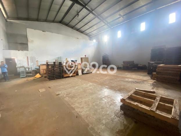 Untuk Dijual Kantor di Cipondoh Tangerang LT 3500m2 / LB 3200m2 Untuk Dijual Kantor di Cipondoh Tangerang LT 3500m2 / LB 3200m2