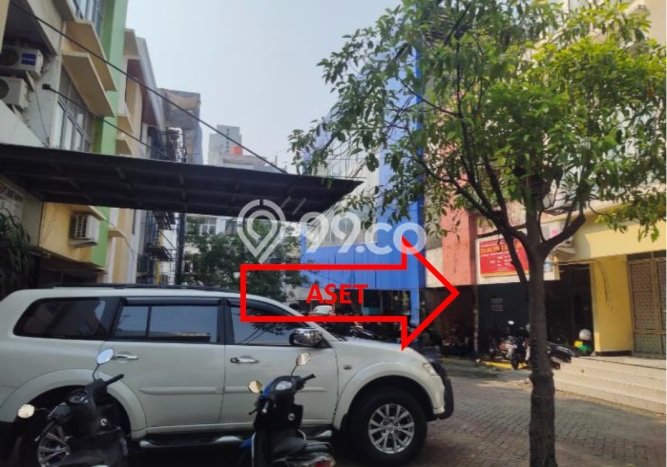 Ruko Dijual di Jakarta Timur LT 59m2 & LB 120m2 Lokasi Terbaik! Ruko Dijual di Jakarta Timur LT 59m2 & LB 120m2 Lokasi Terbaik!