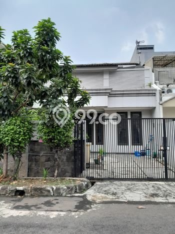 Rumah Minimalis 4 KT LT 162m2 di Intercon Rumah Minimalis 4 KT LT 162m2 di Intercon