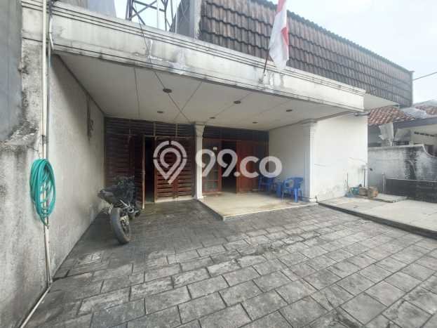 Rumah Elit Modern Tanpa Renovasi di Setiabudi Jakarta Selatan Rumah Elit Modern Tanpa Renovasi di Setiabudi Jakarta Selatan