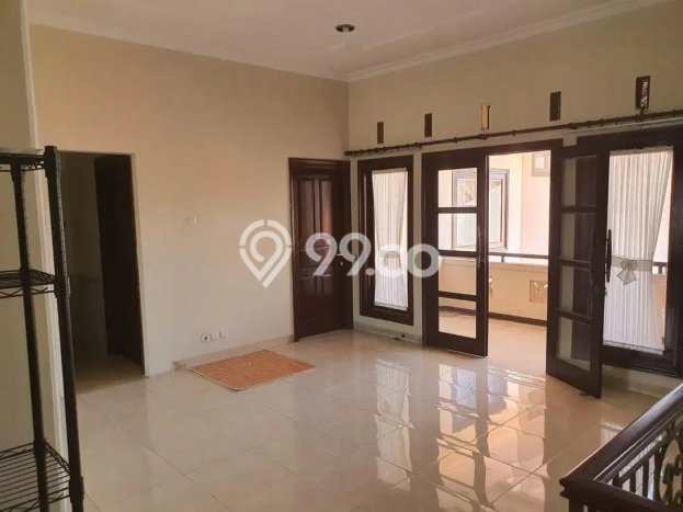 Dijual Rumah Elit Exclusive di Wonocolo, Surabaya Dijual Rumah Elit Exclusive di Wonocolo, Surabaya