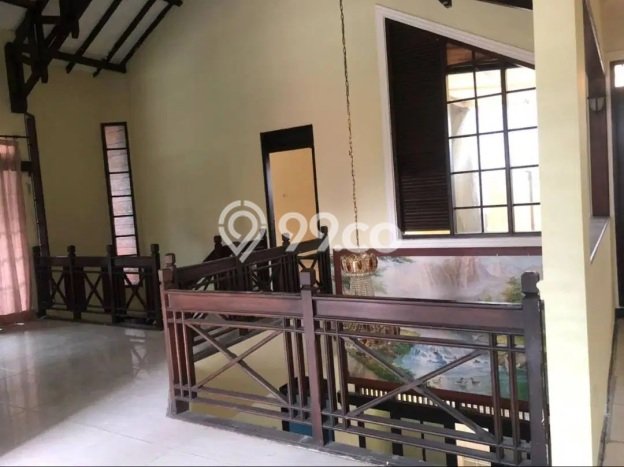 Siap Huni Rumah Mewah 4 Kamar di Tenggilis Mejoyo Dekat ke Mana Pun Siap Huni Rumah Mewah 4 Kamar di Tenggilis Mejoyo Dekat ke Mana Pun