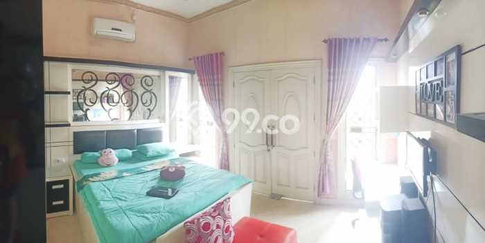 Rumah Eksklusif Siap Huni LT 300m2 di Gayungan, Surabaya Rumah Eksklusif Siap Huni LT 300m2 di Gayungan, Surabaya