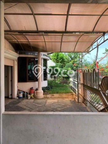 Rumah Elit Modern Tanpa Renovasi di Kendangsari Surabaya Rumah Elit Modern Tanpa Renovasi di Kendangsari Surabaya