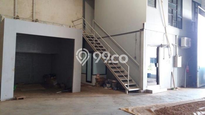 Gudang Bagus LT 360m2 LB 360m2 Dijual di Taman Sidoarjo Gudang Bagus LT 360m2 LB 360m2 Dijual di Taman Sidoarjo