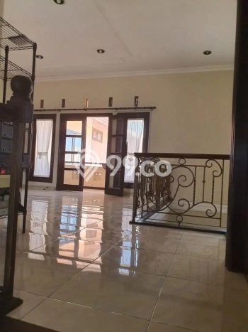 Dijual Rumah Elit Exclusive di Wonocolo, Surabaya Dijual Rumah Elit Exclusive di Wonocolo, Surabaya
