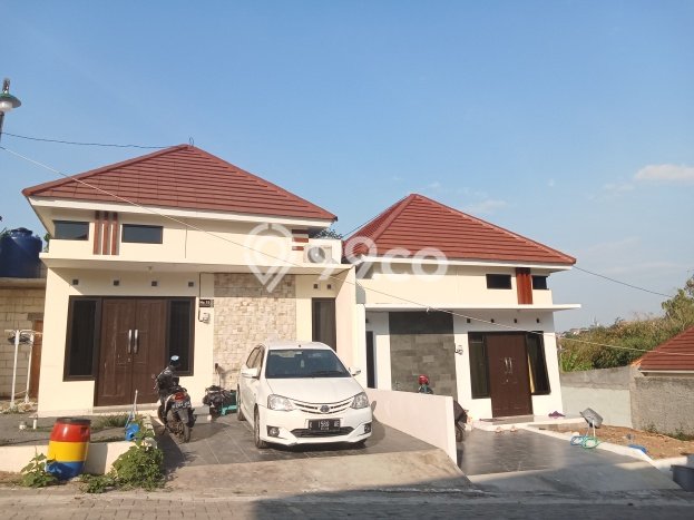 DIJUAL CEPAT! Rumah Siap Huni Lokasi Premium Ngaliyan, LT 128m² Bangunan 36m² DIJUAL CEPAT! Rumah Siap Huni Lokasi Premium Ngaliyan, LT 128m² Bangunan 36m²