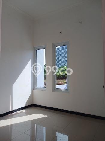 DIJUAL CEPAT! Rumah Siap Huni Lokasi Premium Ngaliyan, LT 128m² Bangunan 36m² DIJUAL CEPAT! Rumah Siap Huni Lokasi Premium Ngaliyan, LT 128m² Bangunan 36m²