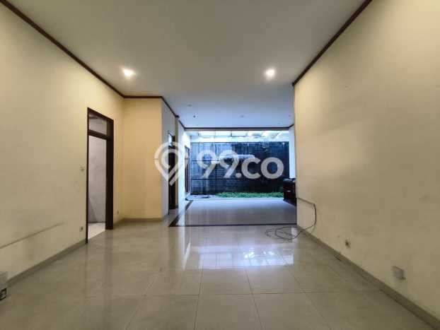 Disewakan! Rumah 4 Kamar Tidur &
4 Kamar Mandi di Bandung Kota, Bandung Disewakan! Rumah 4 Kamar Tidur &
4 Kamar Mandi di Bandung Kota, Bandung