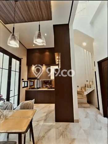 Rumah Premium 5 KT 4 KM di Kawasan Nyaman Pondok Cabe, Tangerang Rumah Premium 5 KT 4 KM di Kawasan Nyaman Pondok Cabe, Tangerang
