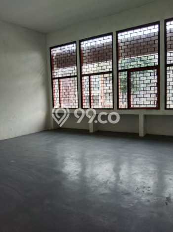 Ruko Kawasan Glodok, Luas 108m², Lokasi Komersial, Disewakan Ruko Kawasan Glodok, Luas 108m², Lokasi Komersial, Disewakan