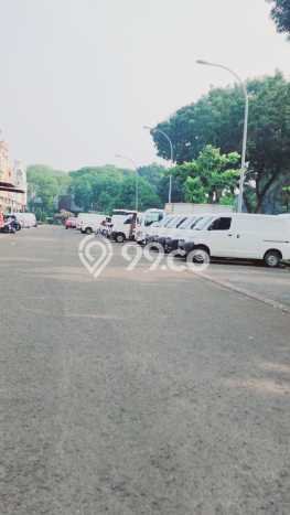 Disewakan Ruko di Kawasan Ramai BSD Luas 90m2 Disewakan Ruko di Kawasan Ramai BSD Luas 90m2