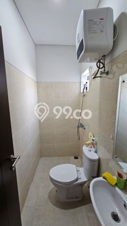 Jual Rumah Minimalis Bagus Punya 2 KT di BSD Tangerang Selatan SHM Jual Rumah Minimalis Bagus Punya 2 KT di BSD Tangerang Selatan SHM