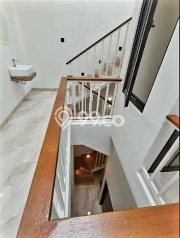 Rumah Premium 5 KT 4 KM di Kawasan Nyaman Pondok Cabe, Tangerang Rumah Premium 5 KT 4 KM di Kawasan Nyaman Pondok Cabe, Tangerang