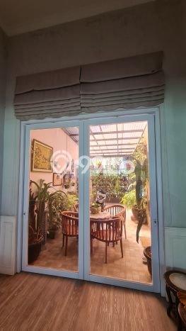 FOR SALE! Vila Kawasan Bandung Kota, Area 371m², Posisi Strategis FOR SALE! Vila Kawasan Bandung Kota, Area 371m², Posisi Strategis