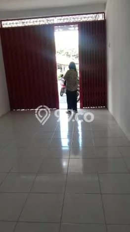 Ruko Komersial Disewakan di Ciputat Timur Tangerang Selatan Luas 24m2 Ruko Komersial Disewakan di Ciputat Timur Tangerang Selatan Luas 24m2