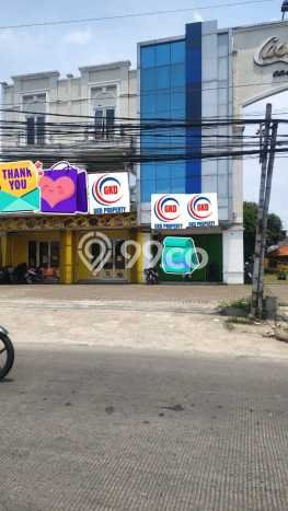 Area Strategis! Disewakan Ruko Lokasi Serpong, Tangerang Selatan Cocok untuk Bisnis Area Strategis! Disewakan Ruko Lokasi Serpong, Tangerang Selatan Cocok untuk Bisnis