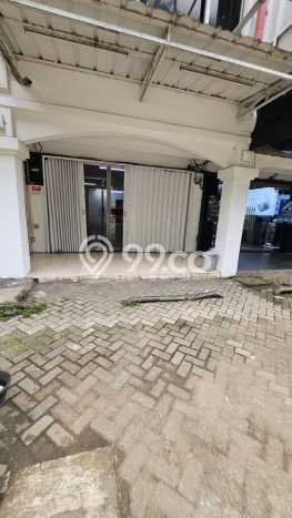 Disewakan Ruko komersial di BSD luas bangunan 185m2 Disewakan Ruko komersial di BSD luas bangunan 185m2