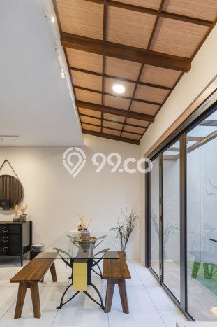 Rumah Luxury Modern Tanpa Renovasi di Kota Baru Parahyangan Bandung Rumah Luxury Modern Tanpa Renovasi di Kota Baru Parahyangan Bandung