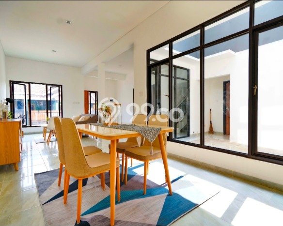 Dijual Hunian Rumah Nyaman 4 Kamar di BSD Nusaloka, Tangerang Dijual Hunian Rumah Nyaman 4 Kamar di BSD Nusaloka, Tangerang