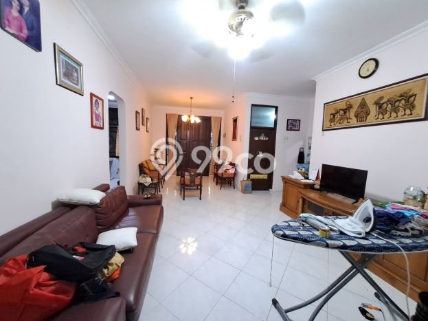 Dijual Rumah Strategis Bagus Punya 4 KT di Serpong Utara Tangerang Selatan SHM Dijual Rumah Strategis Bagus Punya 4 KT di Serpong Utara Tangerang Selatan SHM