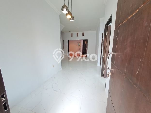 Rumah Modern Minimalis 4 KT Siap Huni di Serpong Utara Rumah Modern Minimalis 4 KT Siap Huni di Serpong Utara