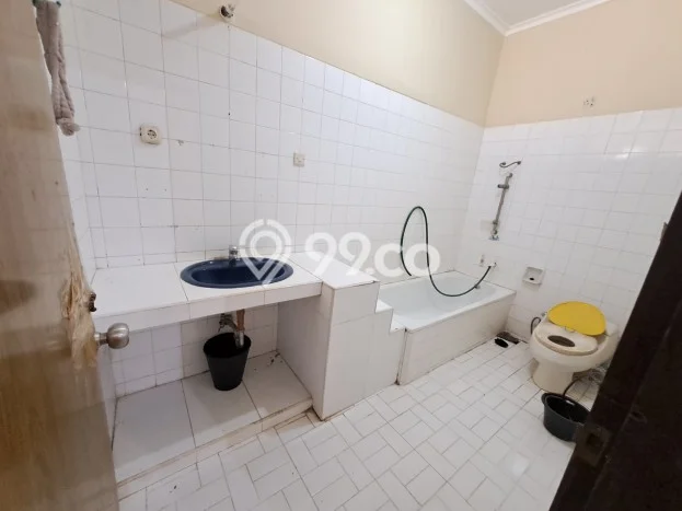 Jarang Ada! Rumah Kontrakan 3 Kamar Nyaman Siap Huni Villa Melati Mas Jarang Ada! Rumah Kontrakan 3 Kamar Nyaman Siap Huni Villa Melati Mas