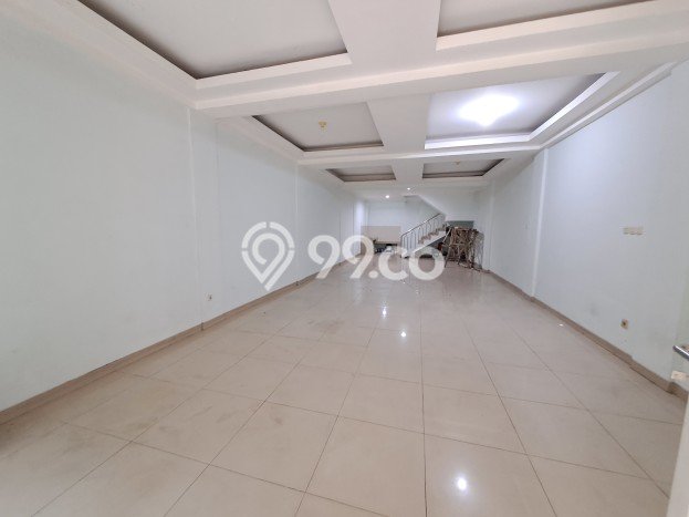 Ruko Dijual di Tangerang Selatan LT 75m2 & LB 255m2 Lokasi Terbaik! Ruko Dijual di Tangerang Selatan LT 75m2 & LB 255m2 Lokasi Terbaik!