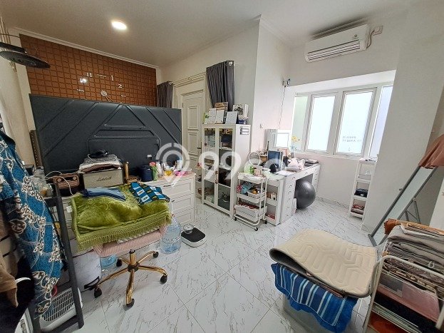 Jual Rumah Bagus Siap Huni LB 125m2 di Serpong Utara, Tangerang Selatan Jual Rumah Bagus Siap Huni LB 125m2 di Serpong Utara, Tangerang Selatan